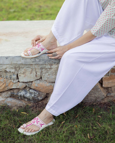 Azalea white Kolha Flats