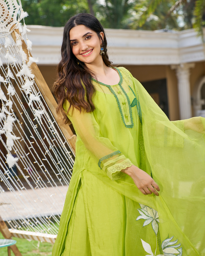 Daai Neon Green Applique Organza Kurta Set