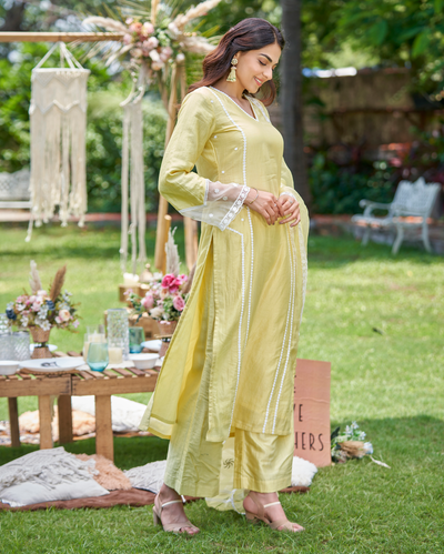 Zaha Pastel Yellow Embroidered Chanderi Kurta Set