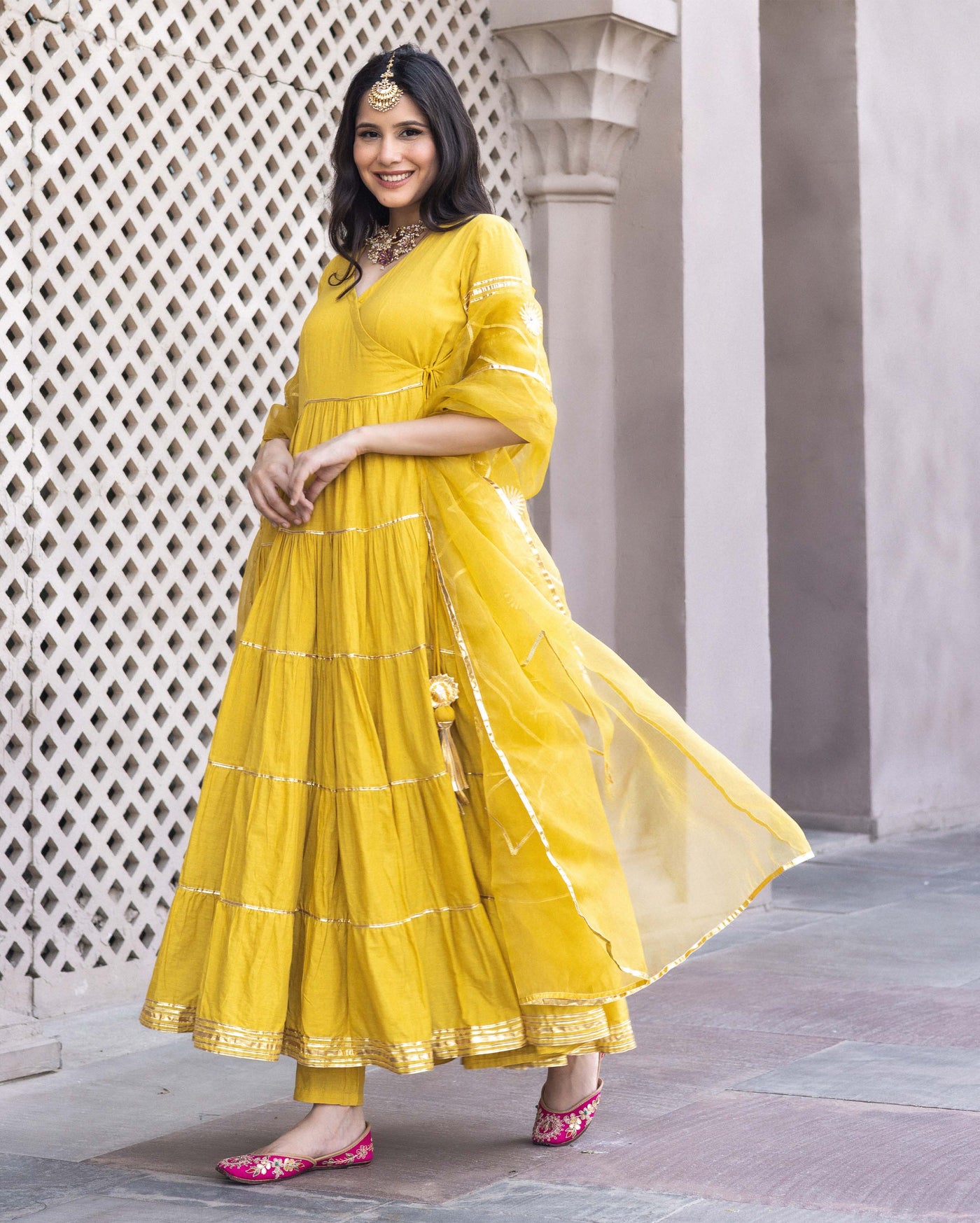 Dahabi Gotapatti Cotton Suit Set