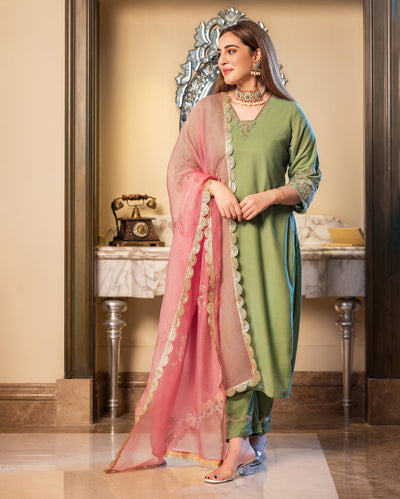 Taskin Sage Embroidered Velvet Suit Set